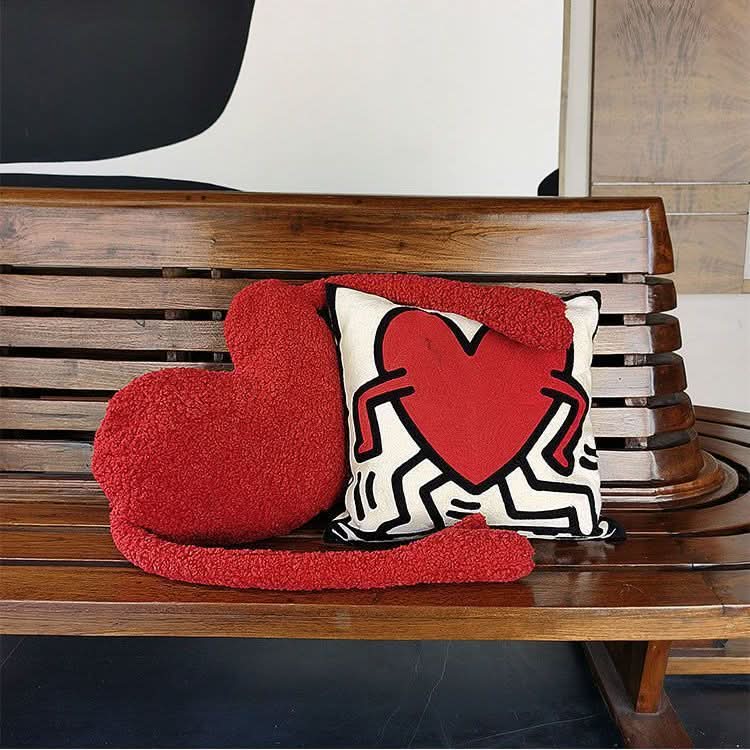 Coussin de canapé en forme de cœur, peluche