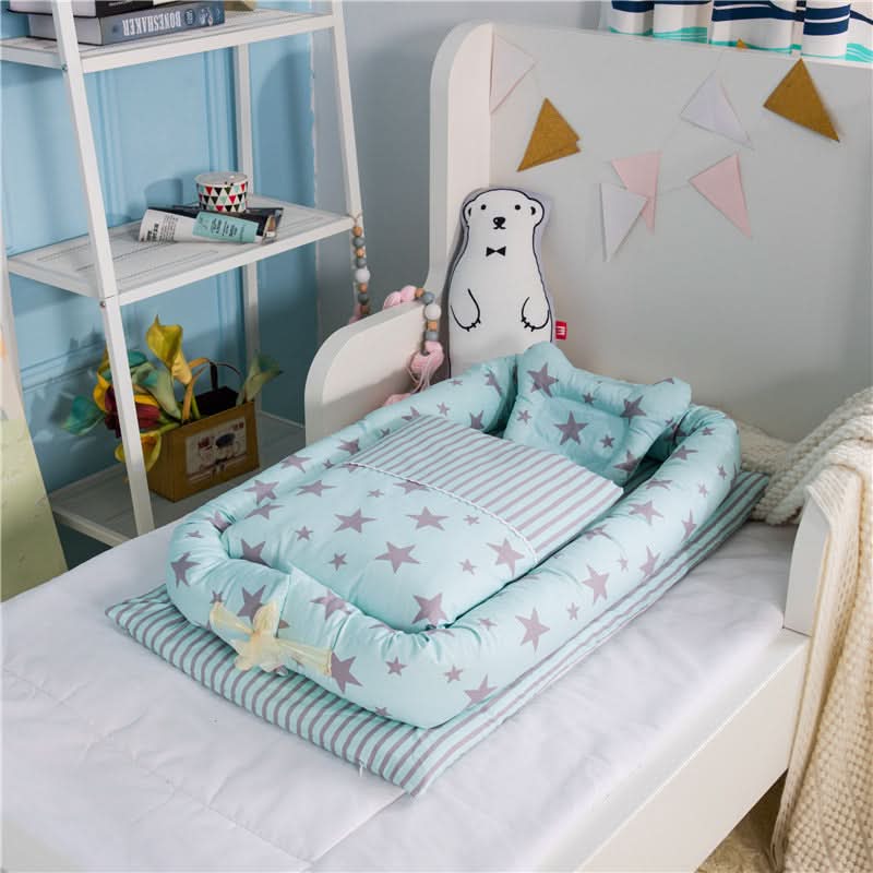Foldable Portable Travel Crib/Bassinet for Baby