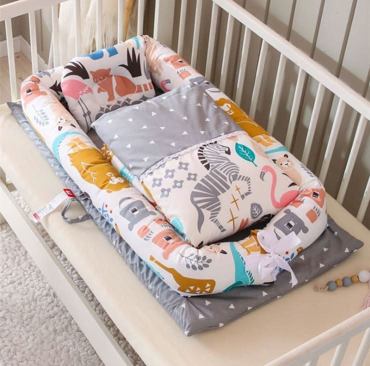 Foldable Portable Travel Crib/Bassinet for Baby