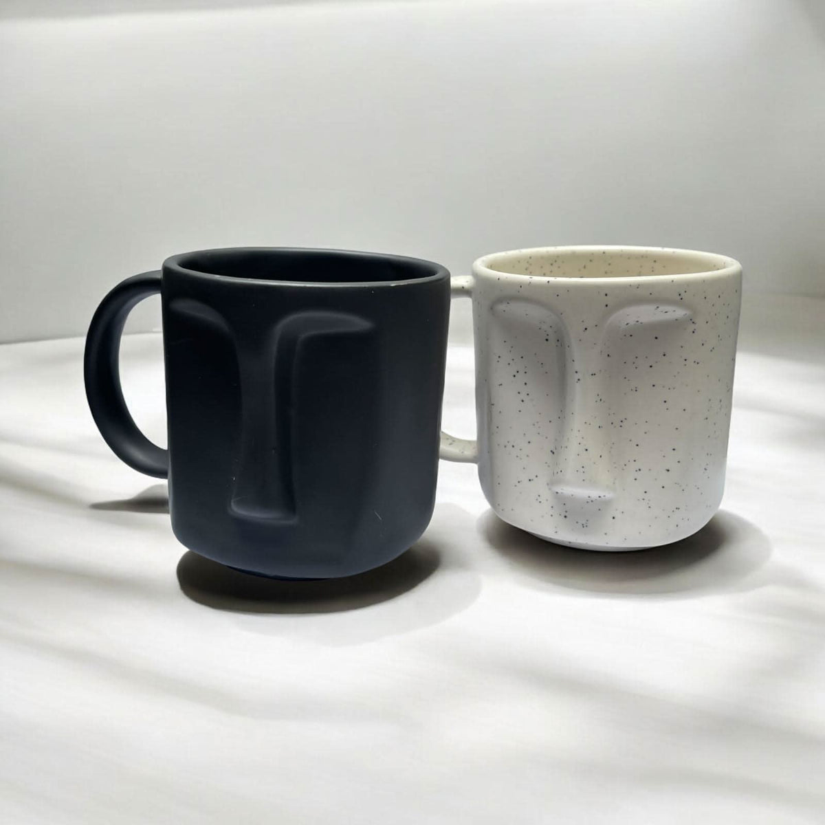 12 oz Face Ceramic Mug Set of 2, Pink and Blue
