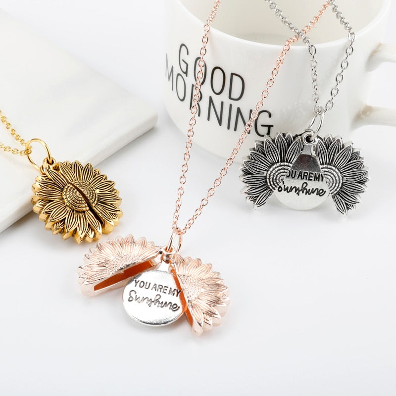 Sunflower pendant necklace, close-up
