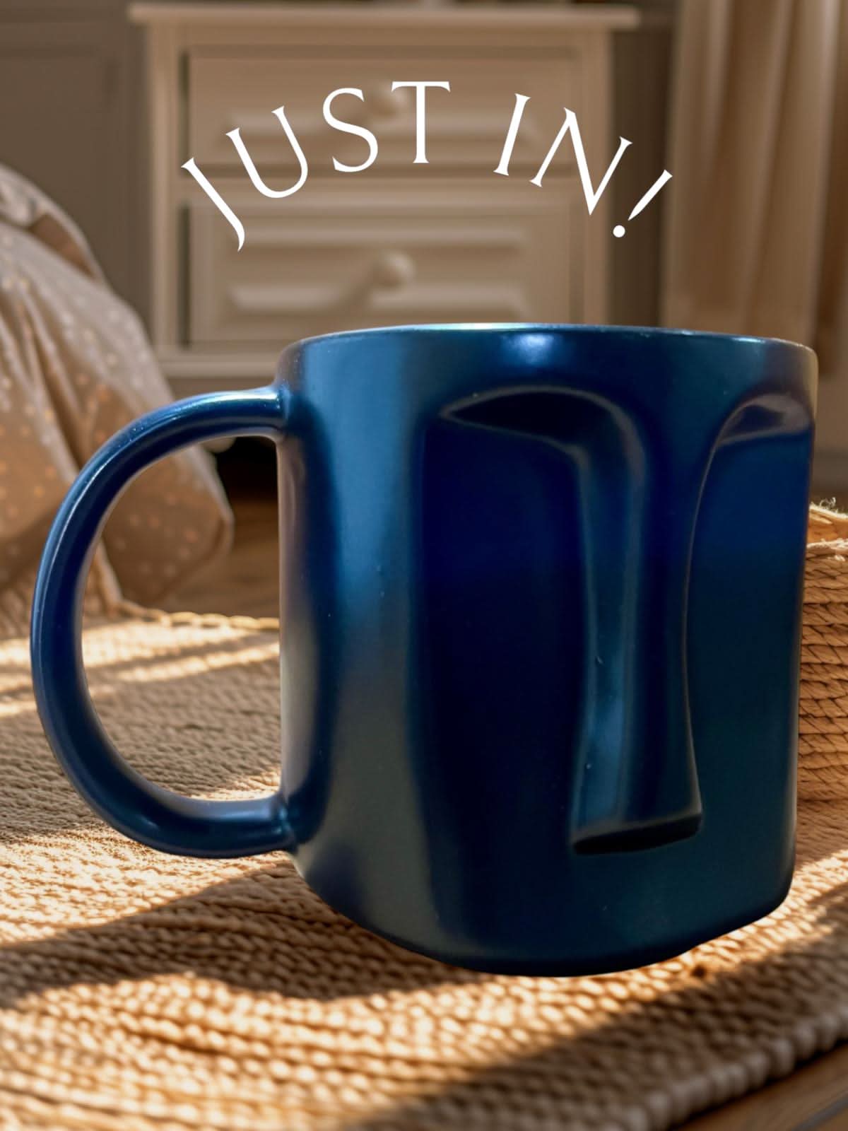 12 oz Face Ceramic Mug Set of 2, Pink and Blue