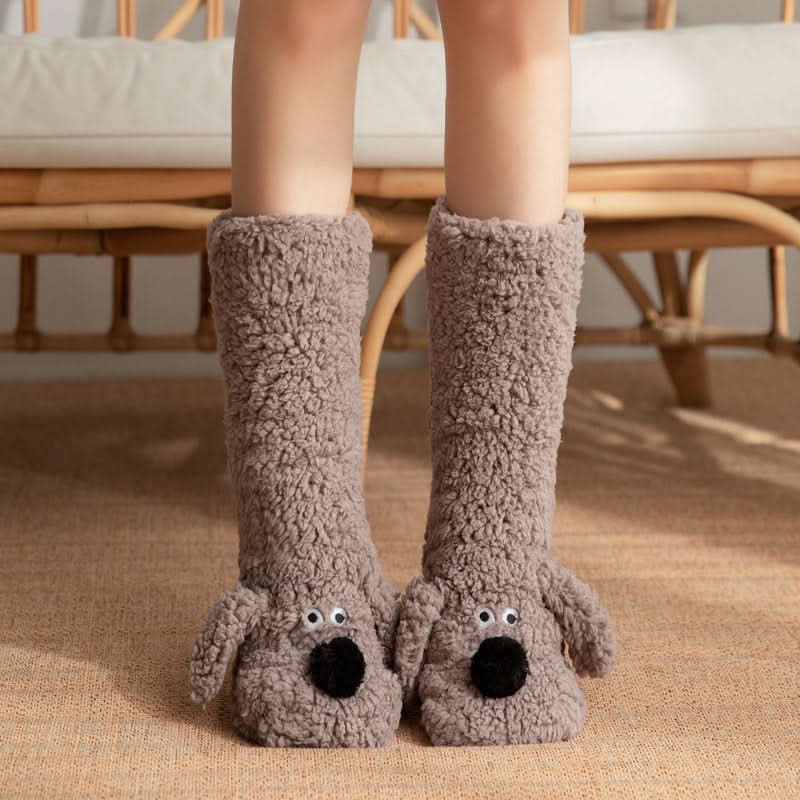 Niedliche Cartoon-Hundesocken, warme, rutschfeste Plüschsocken für den Winter, für Damen