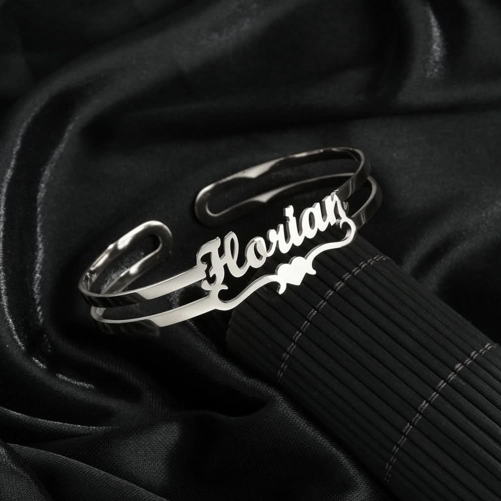 Personalized Stainless Steel Bracelet – A Timeless Symbol of Love