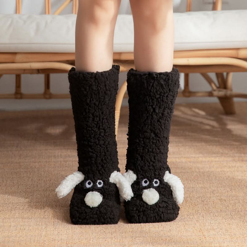 Niedliche Cartoon-Hundesocken, warme, rutschfeste Plüschsocken für den Winter, für Damen